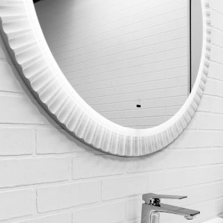 Зеркало Comforty Мадрид-70 LED-подсветка, бесконтактный сенсор, антизапотевание, белая матовая эмаль