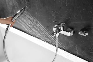 Смеситель для ванны Lemark Melange LM4934CW белый/хром