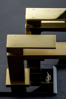 Смеситель для раковины Boheme Qubic 471-G золото