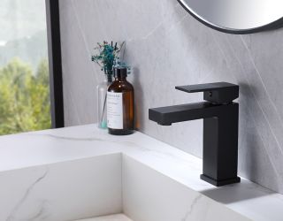 Смеситель для раковины ABBER Daheim чёрный матовый AF8210B