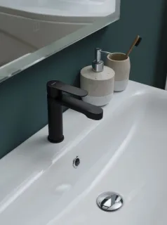 Смеситель для раковины Aquanet Passion AF300-10B 243293 чёрный матовый